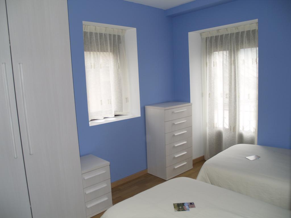Albergue De Yebra Yebra de Basa Phòng bức ảnh