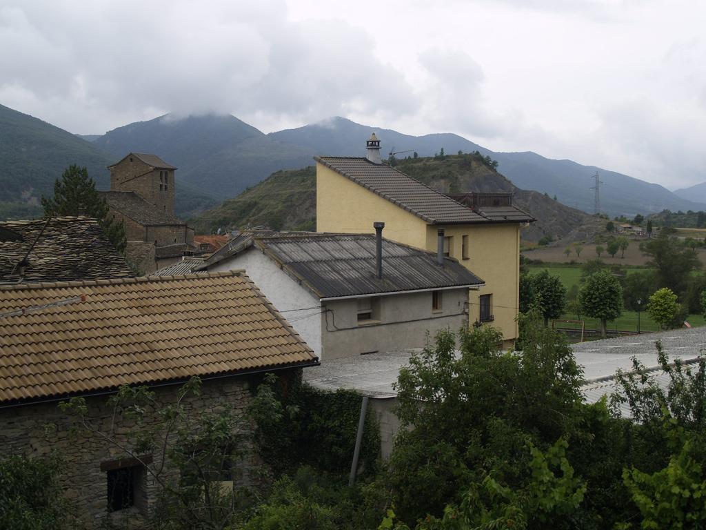 Albergue De Yebra Yebra de Basa Ngoại thất bức ảnh